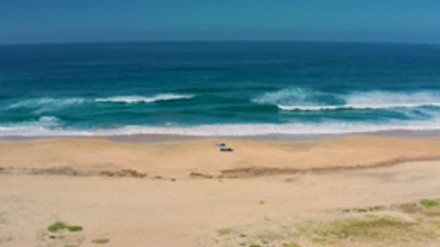 CERRITOS BCS MEXICO-2020: Large Empty Beach With Crashing Waves And Clear Blue