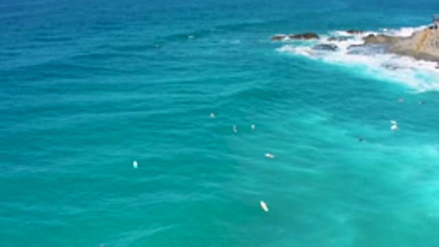 CERRITOS BCS MEXICO-2020: Blue Waves Hitting Rocks