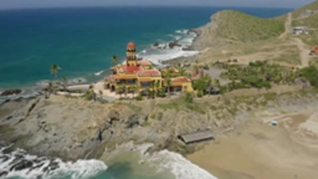 CERRITOS BCS MEXICO-2020: Tall Buildings Green Trees Sound Clear Sea