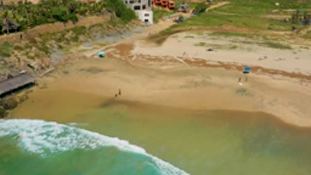 CERRITOS BCS MEXICO-2020: Strong Waves In Seas Blue Water Rocks On Sands