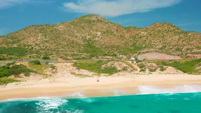 SECRETS MARQUIS LOS CABOS MEXICO-2020: Sea Water With Strong White Waves Hitting