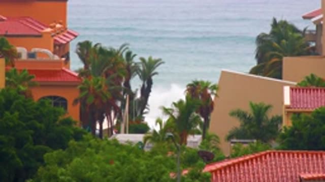 SAN JOSE DEL CABO BCS MEXICO-2020: Tropical View Of Cerulean Blue Ocean Waves