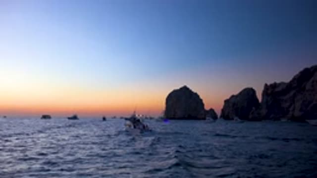 CABO SAN LUCAS MEXICO-2020: Beautiful Sunset On The Horizon During Boat Tour
