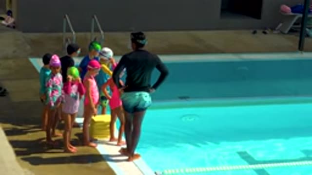 CABO SAN LUCAS MEXICO-2020: Teaching Kids To Swim