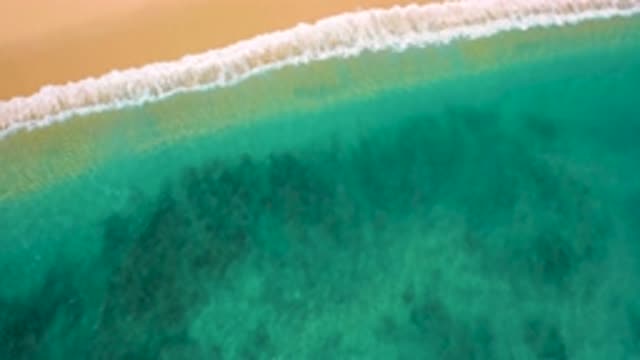EL CARDONCITO BCS MEXICO-2020: Bluish and Green Sea Water With Mild Slow Waves