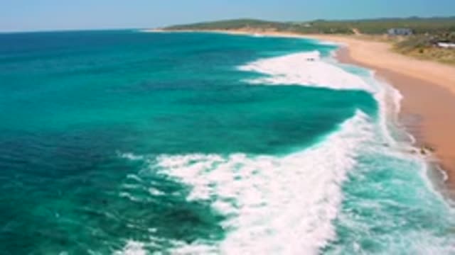 EL CARDONCITO BCS MEXICO-2020: Bird's-Eye View of Shoreline Crashing Waves on White Sand