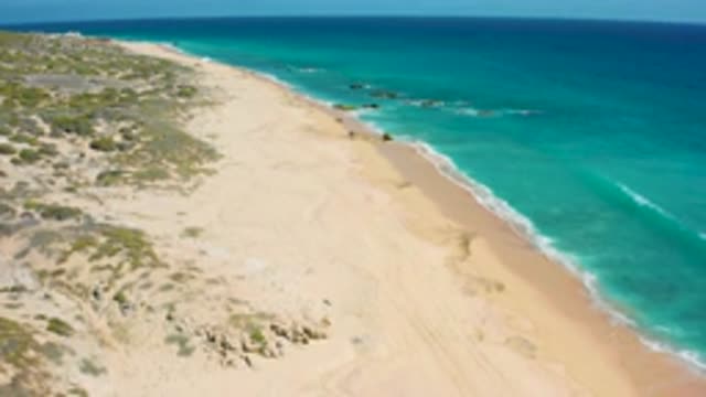 EL CARDONCITO BCS MEXICO-2020: The Sea Water With Mild Waves Coming