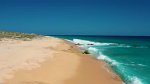 EL CARDONCITO BCS MEXICO-2020: Large Sea Water With Mild Waves Coming