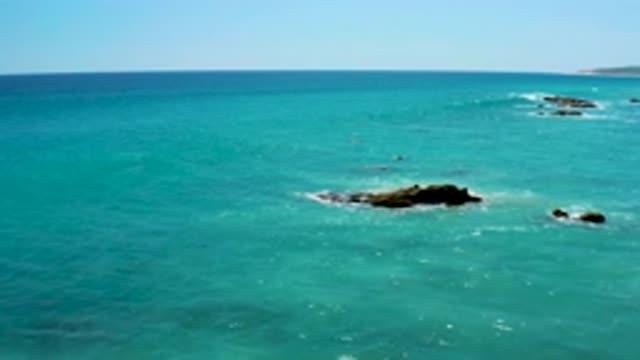 EL CARDONCITO BCS MEXICO-2020: Camera Shot That Pans Across A Large Body Of Water