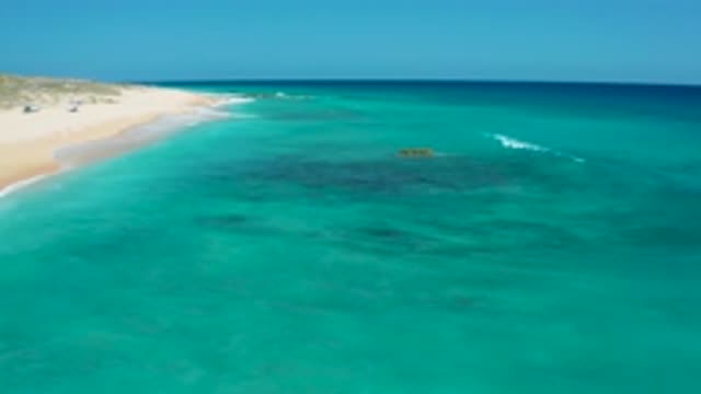 EL CARDONCITO BCS MEXICO-2020: Aerial View Of The Ocean With Waves Crashing