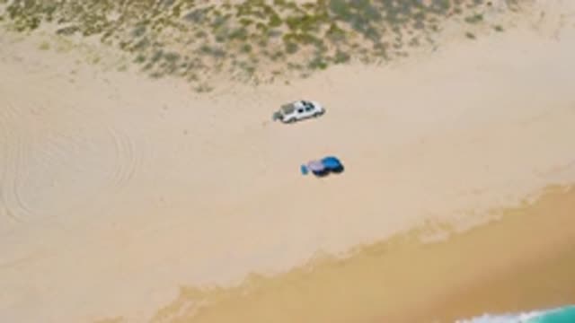 EL CARDONCITO BCS MEXICO-2020: Overhead View Of Wave Crashing On Beach Towards A